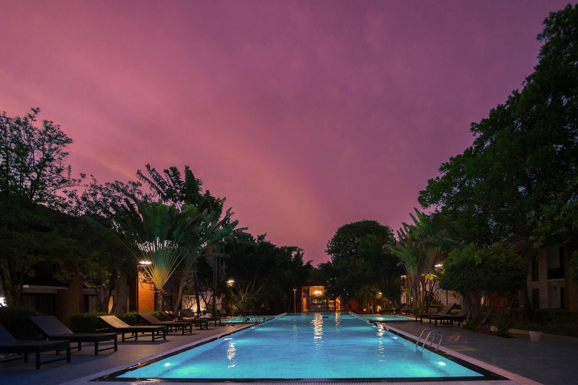 Sukhothai Treasure Resort & Spa Exterior photo
