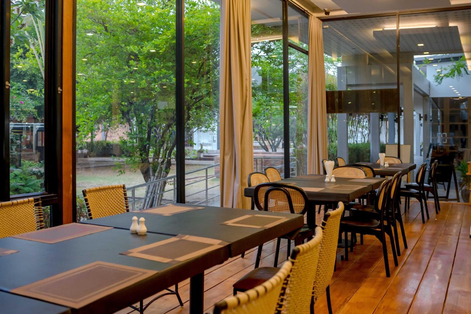 Sukhothai Treasure Resort & Spa Exterior photo