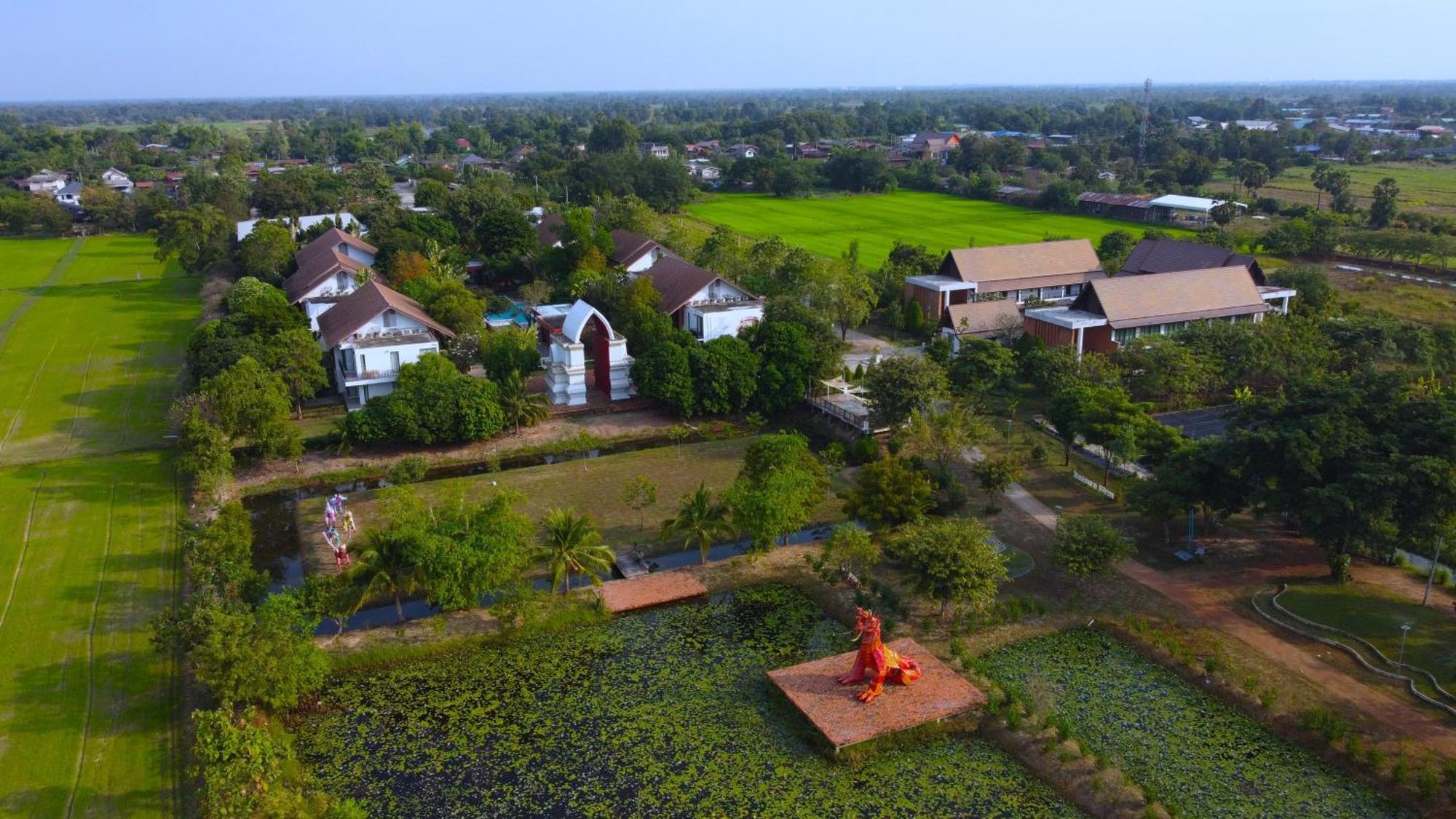 Sukhothai Treasure Resort & Spa Exterior photo