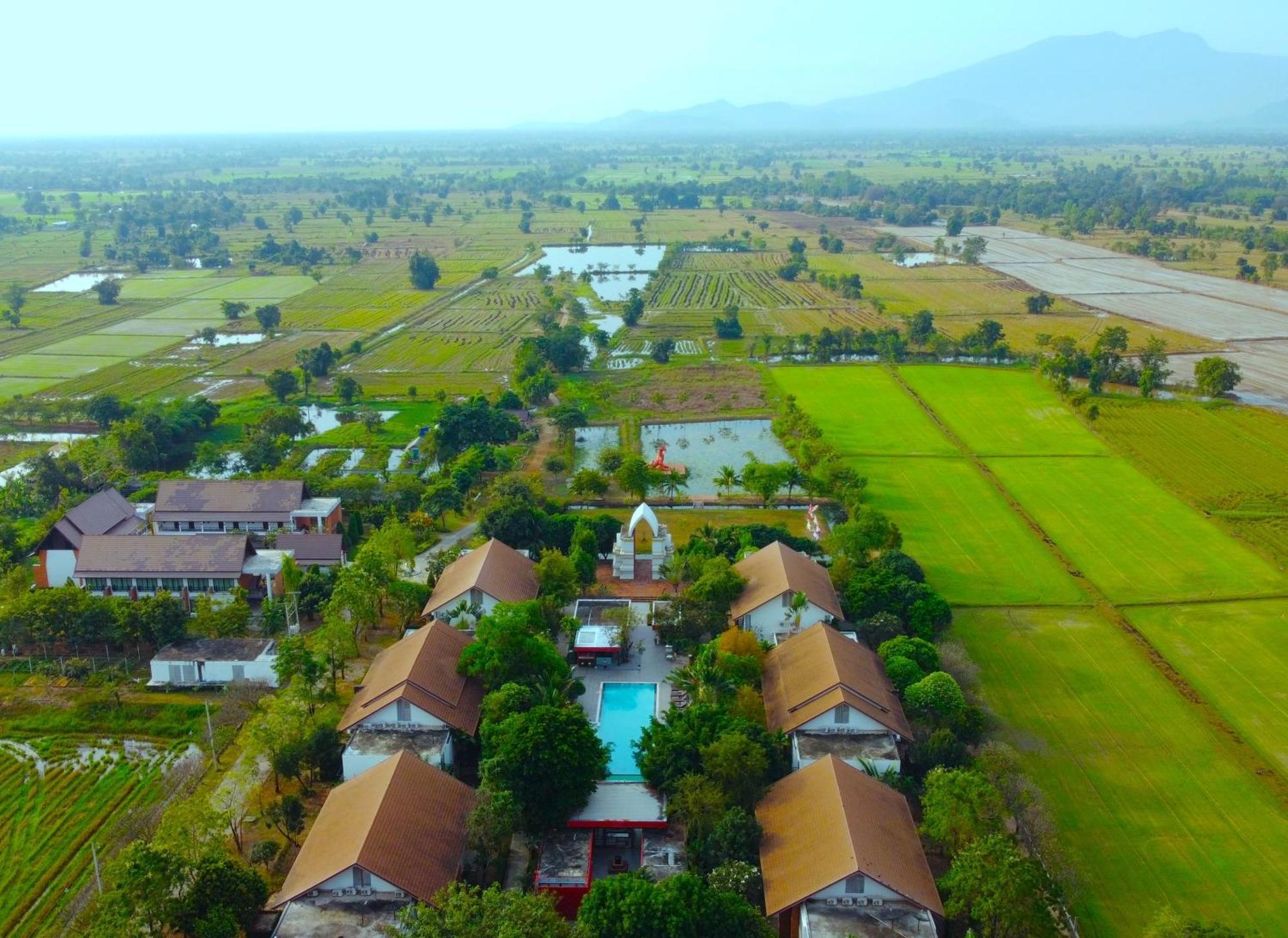 Sukhothai Treasure Resort & Spa Exterior photo
